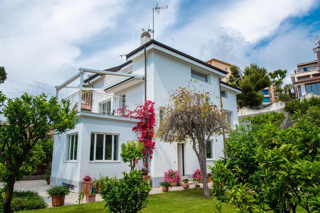 Magnificent Villa Сан Ремо Екстериор снимка