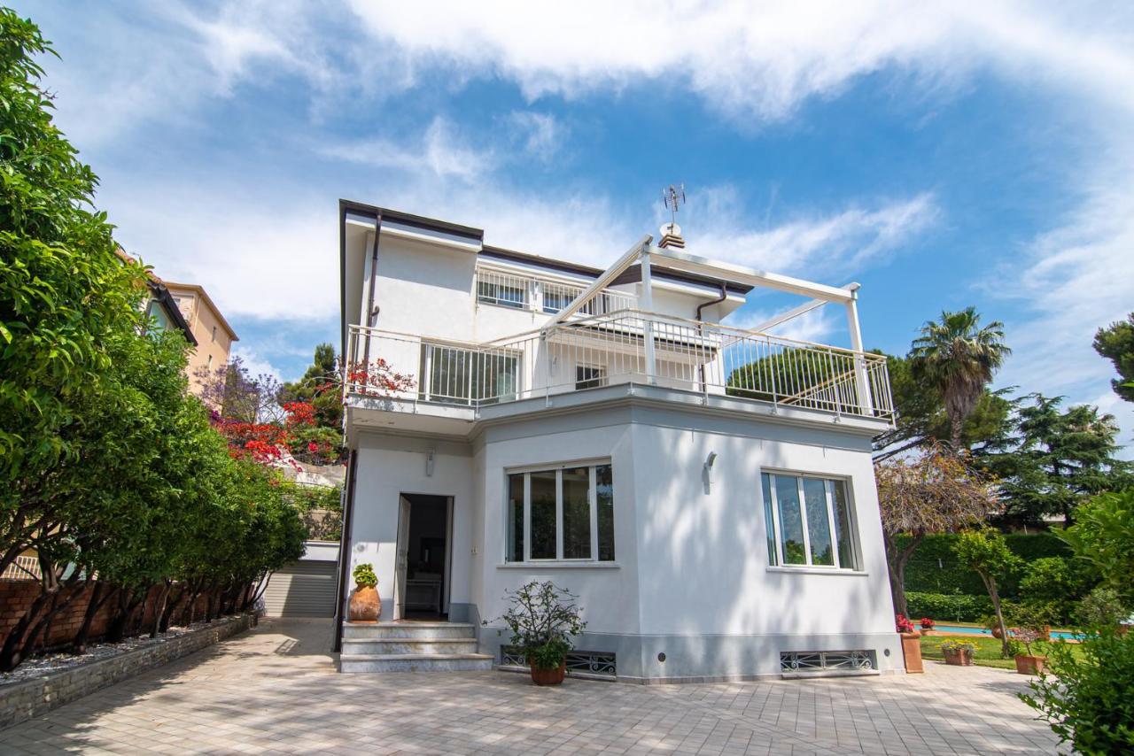 Magnificent Villa Сан Ремо Екстериор снимка